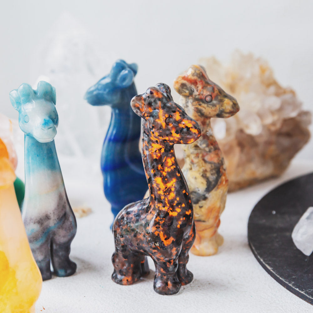 Reikicrystal Carving Sculpture【Giraffe】