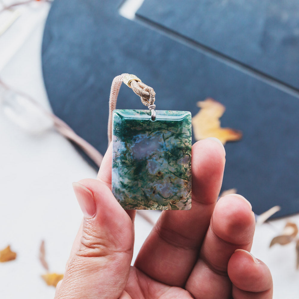 Reikicrystal Moss Agate Pendant