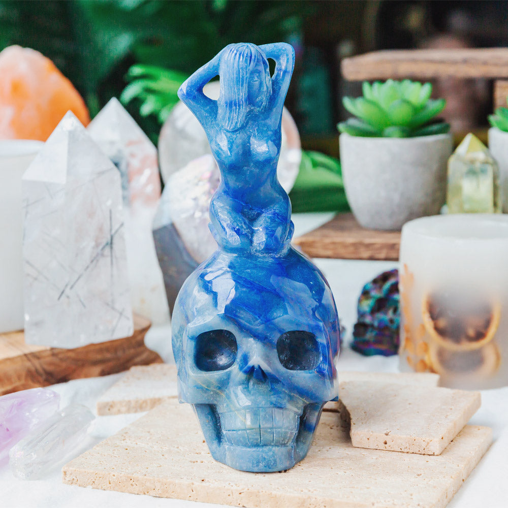 Reikistal Blue Aventurine Skull With Woman