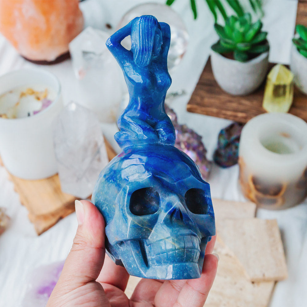Reikistal Blue Aventurine Skull With Woman
