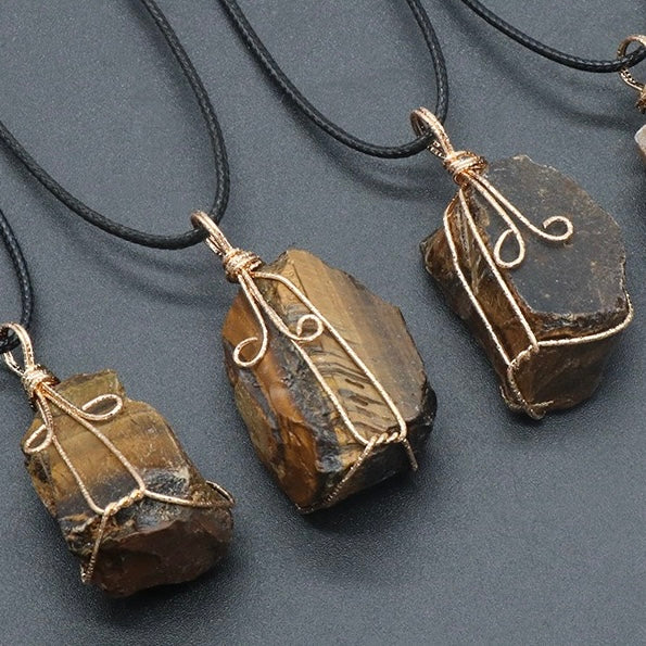 Reikicrystal Irregular Raw Stone Wire-Wrapped Pendant Necklace