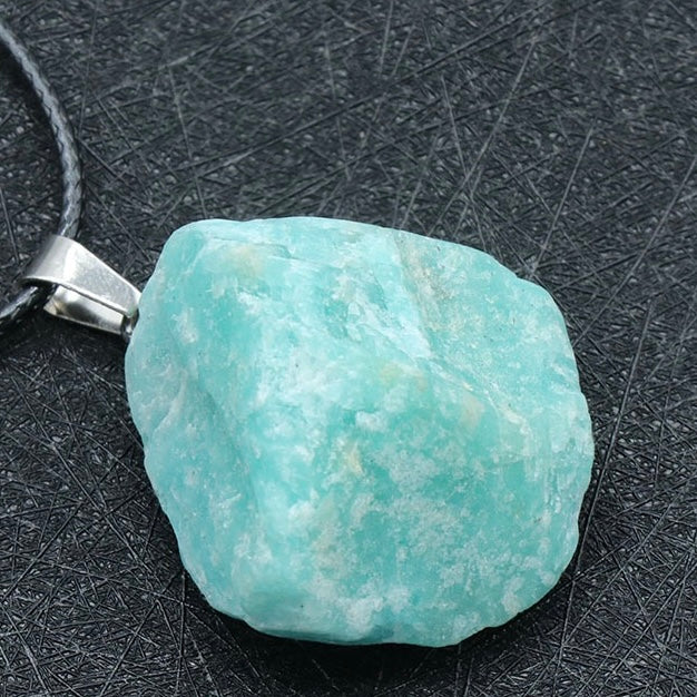 Reikicrystal Irregular Raw Stone Wire-Wrapped Pendant Necklace