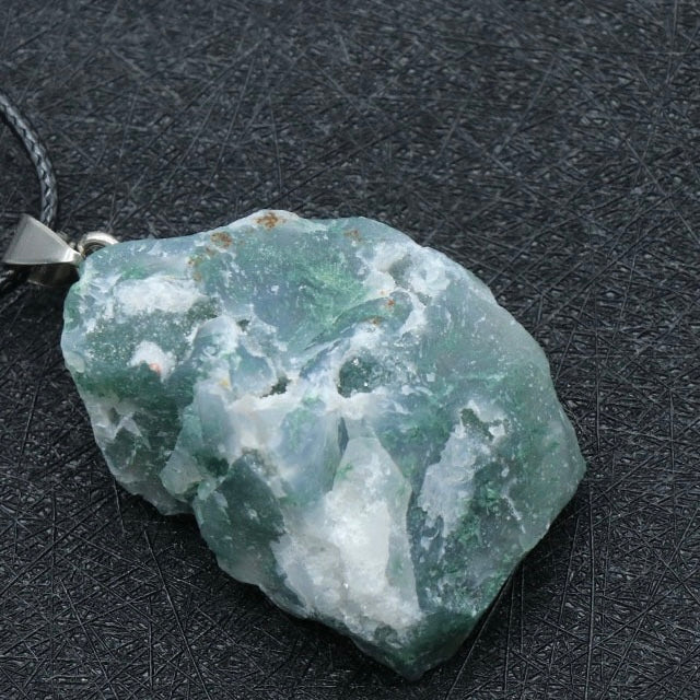 Reikicrystal Irregular Raw Stone Wire-Wrapped Pendant Necklace