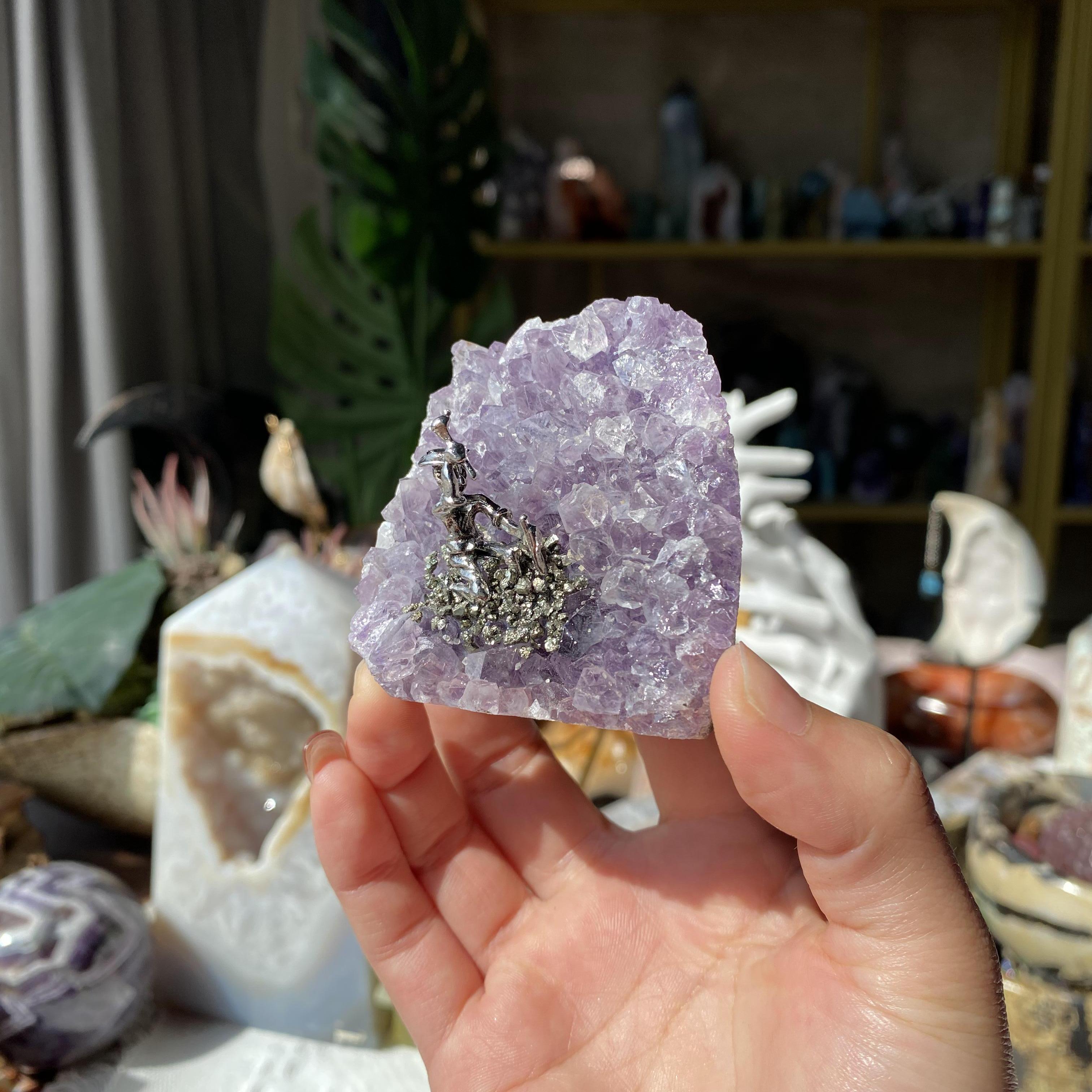 【Weekly Flash Deals】Amethyst Cluster With Miner Carving Free Form Collection