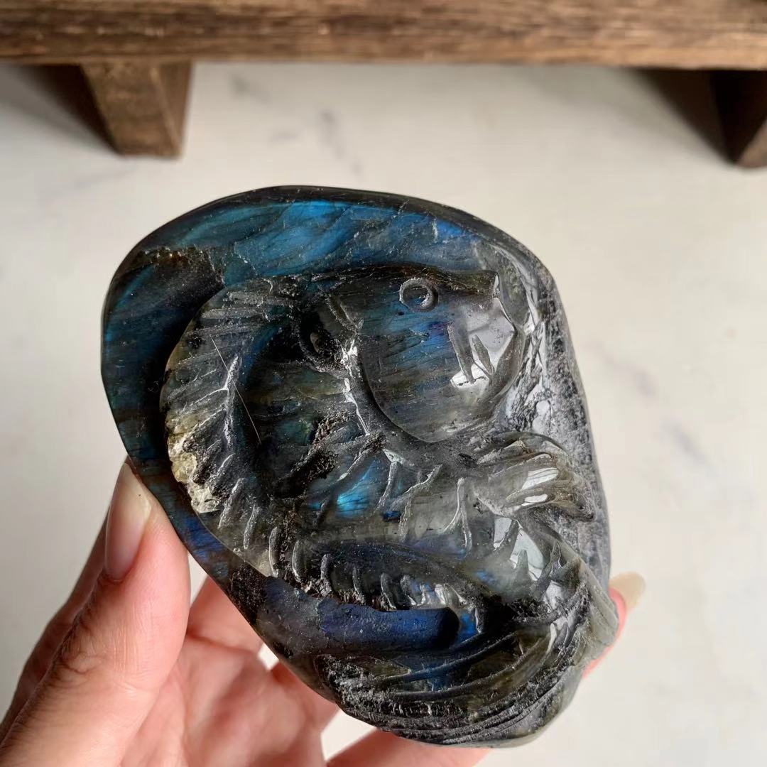 【Weekly Flash Deals】Labradorite Carving