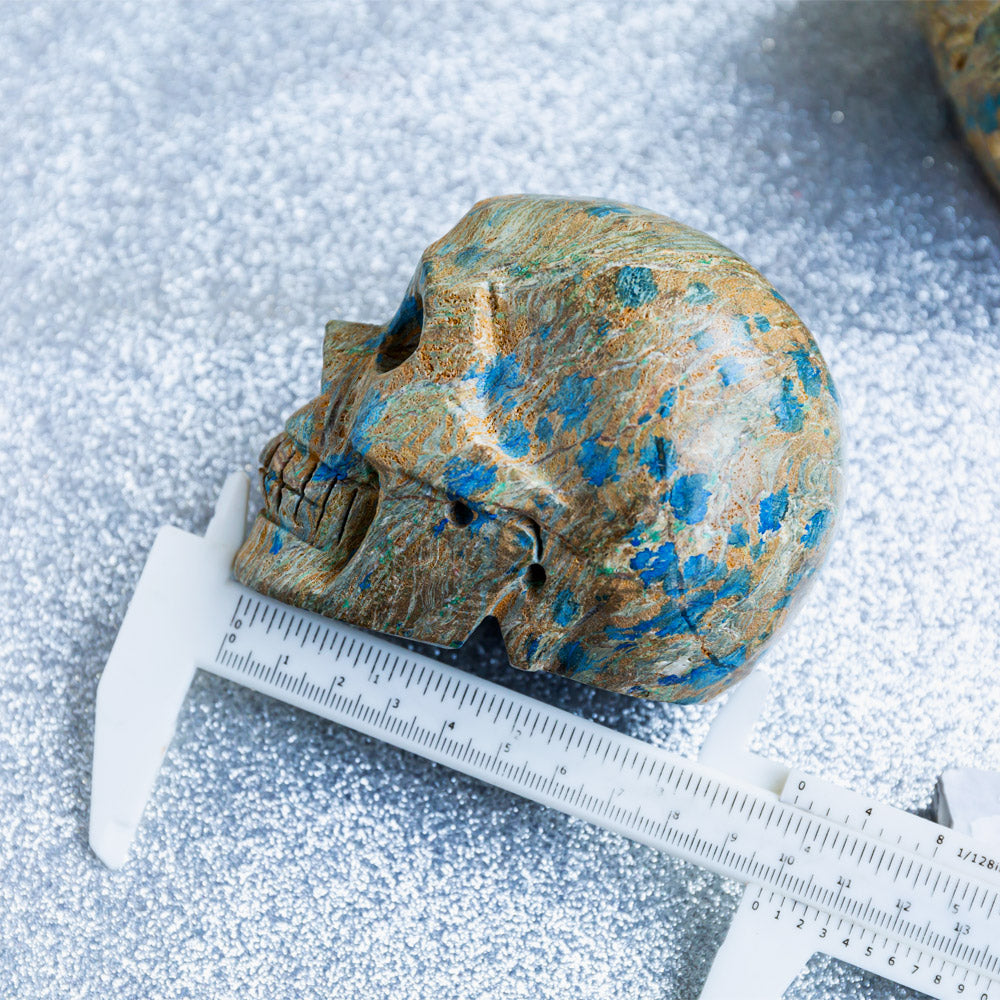 Reikistal Blue Apatite In Jasper Skull